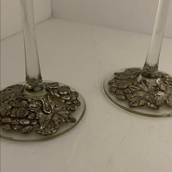 Vintage Arthur Court Silver Stemmed Wine Glasses Grape Pattern Never Used (2) - Picture 6 of 6